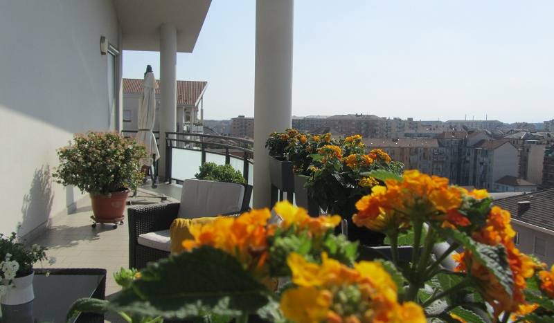 vende attico lingotto